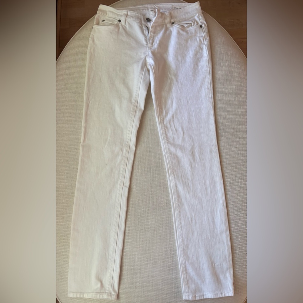 Vince Camuto women’s white jeans